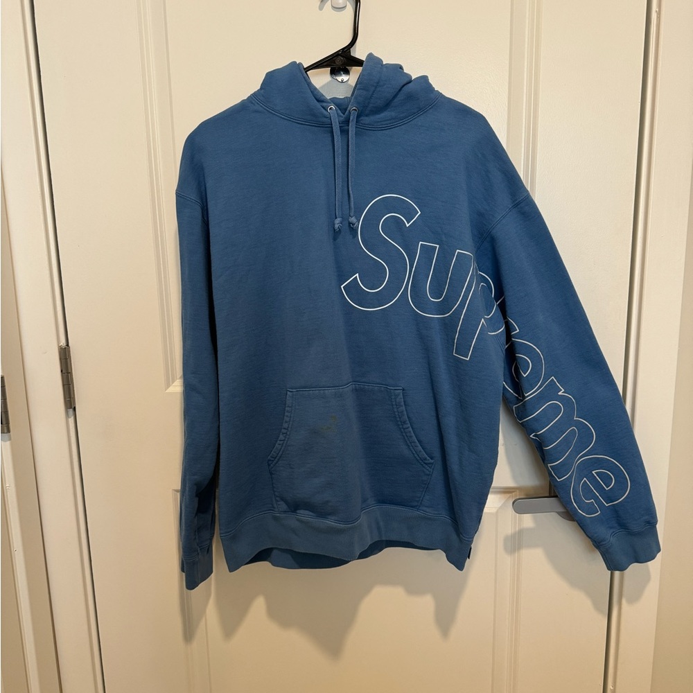 Supreme hoodie